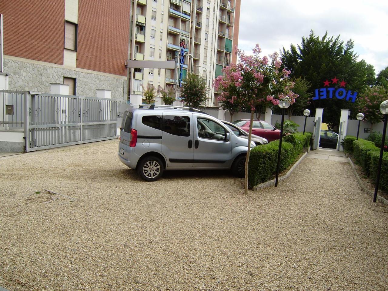 Hotel Castello Turin Bagian luar foto
